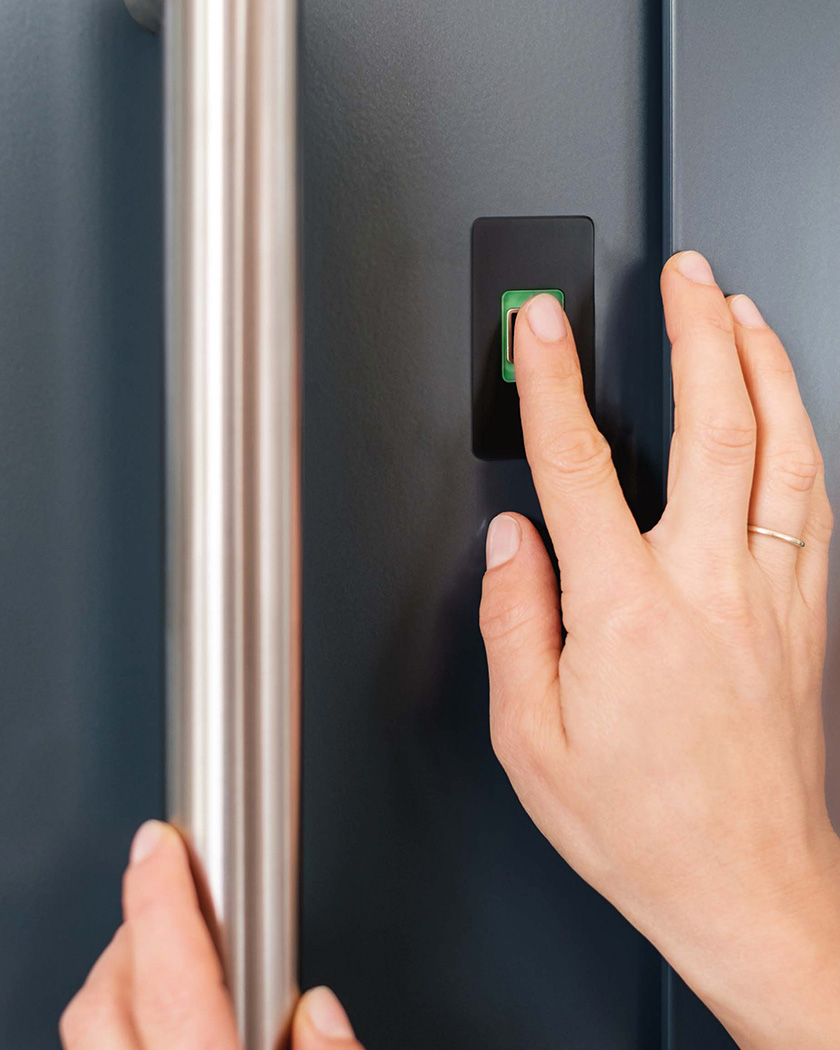 Schwarz Türen und Fenster Winnenden - Smart Home eKey Smar Home Dline Fingerprint Finger